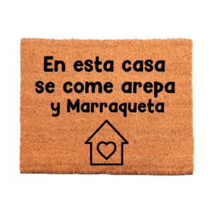 En esta casa se come Arepa y Marraqueta